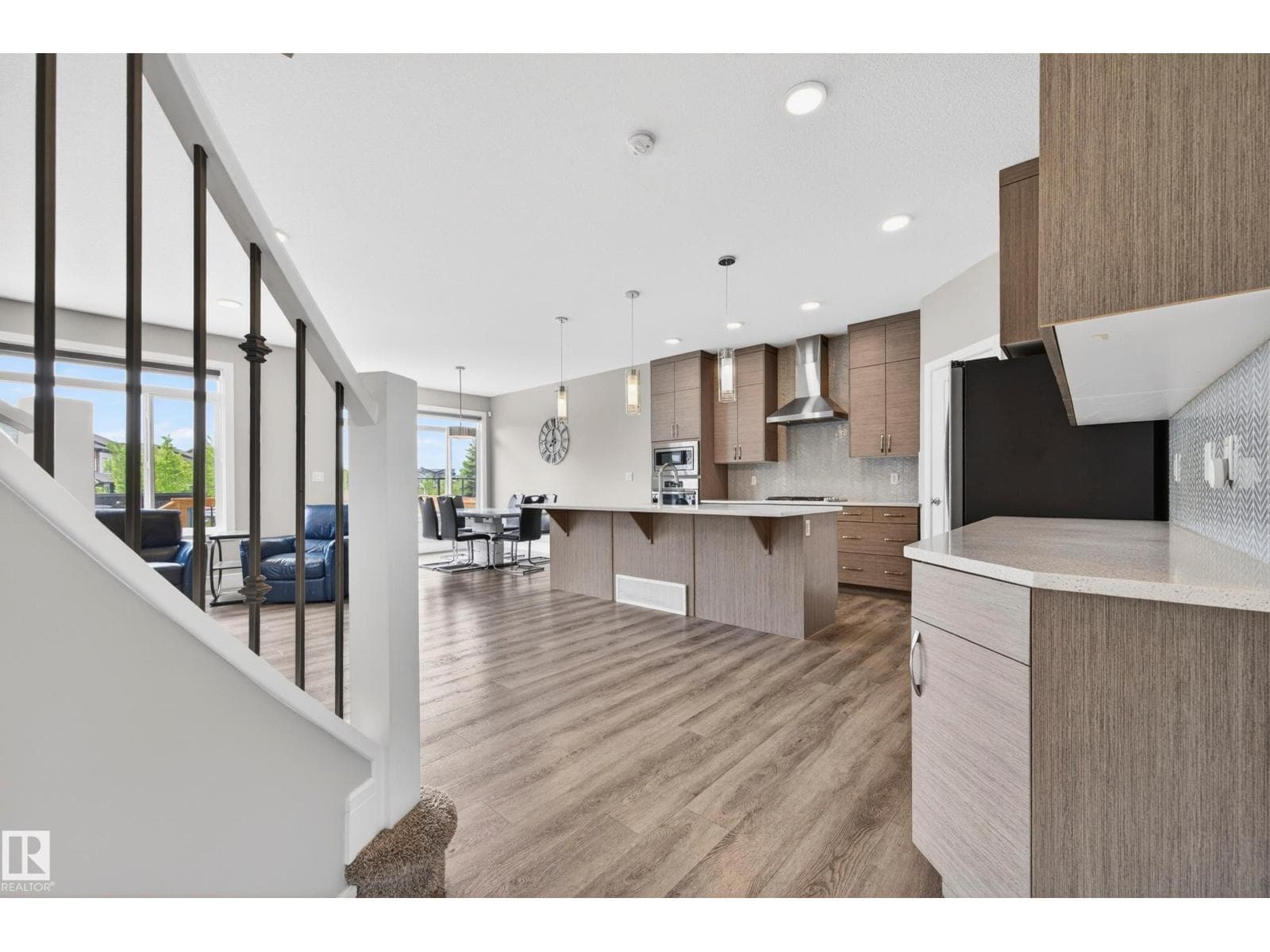 2083 PRICE LANDING LD SW — photo 2