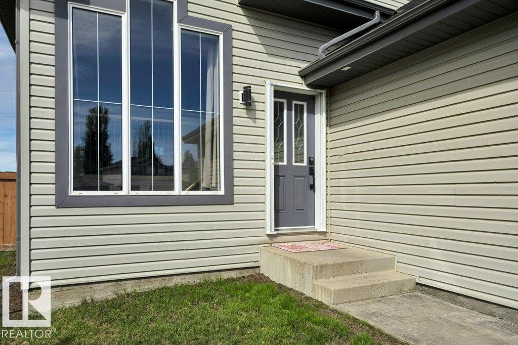 62 NAPLES WY — photo 3