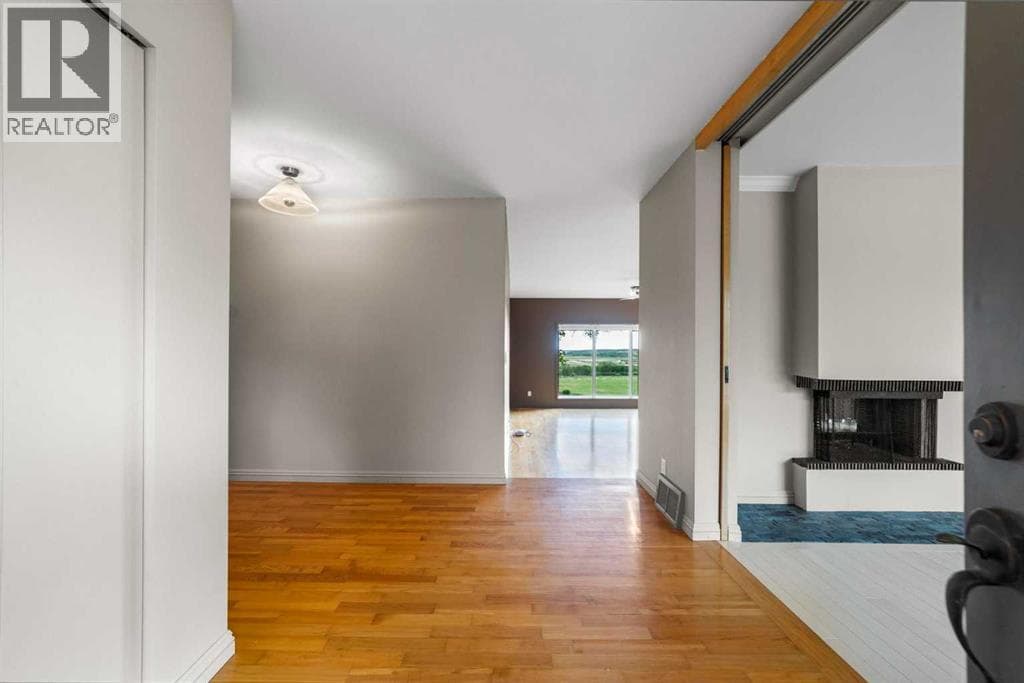 46139 Range Road 205 — photo 5