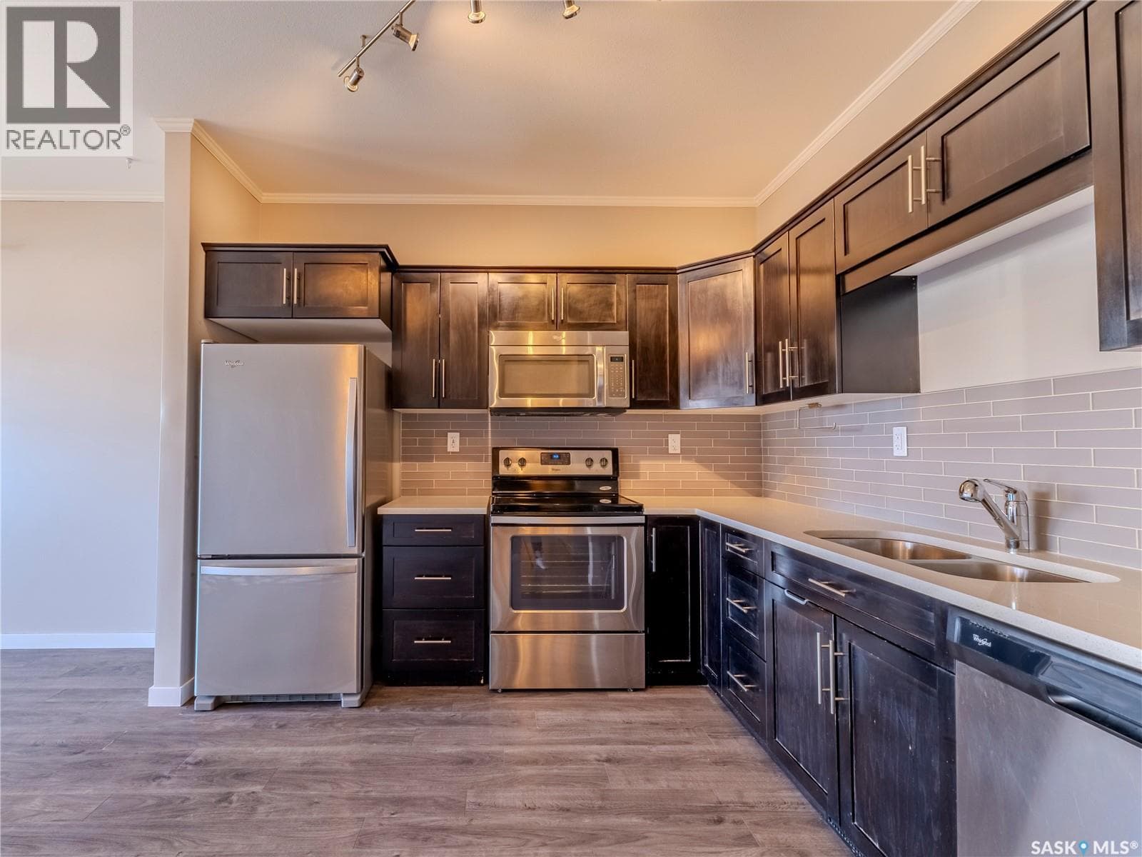 102 720 Baltzan BOULEVARD — photo 3