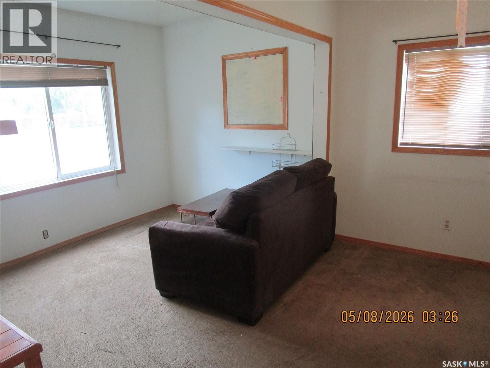 330 2ND AVENUE E — photo 3
