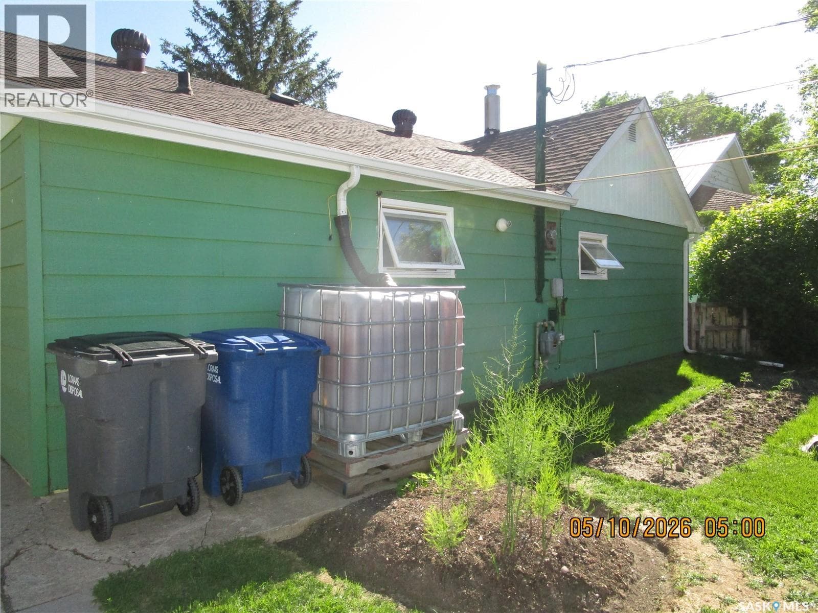 210 7th AVENUE W — photo 3