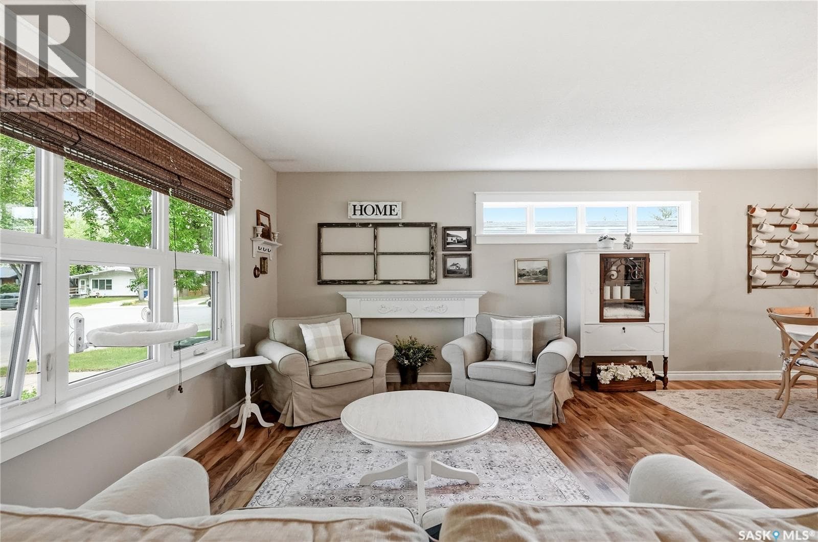 328 Carleton DRIVE — photo 4