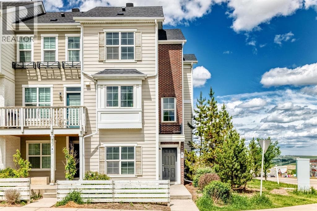 6 Nolan Hill Gate NW — photo 2