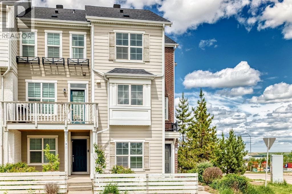 6 Nolan Hill Gate NW — photo 3