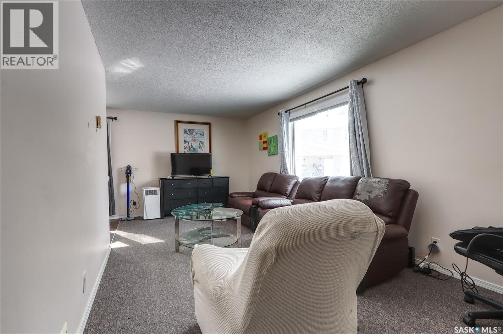 4160 Castle ROAD — photo 5