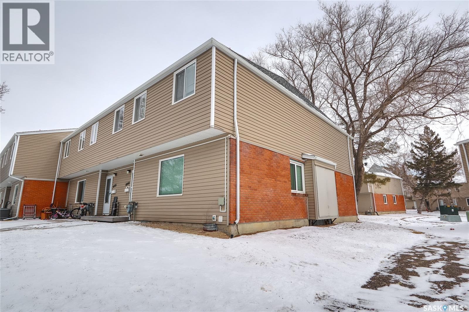 4160 Castle ROAD — photo 3