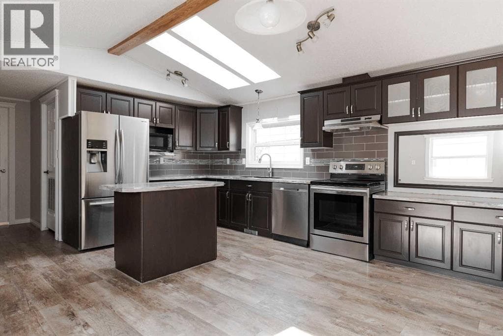 132 Grey Owl Place — photo 4