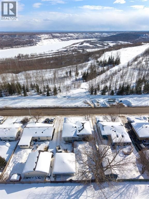 453 Signal Road — photo 2
