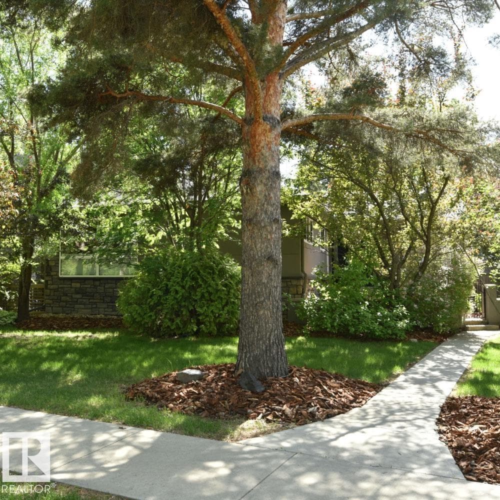 6 st George's CR NW