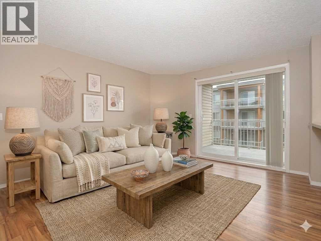 2310, 10 Prestwick Bay SE — photo 2