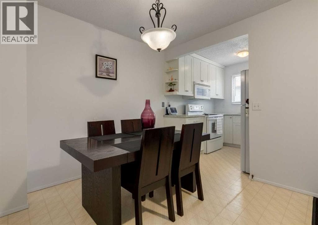 122, 7172 Coach Hill Road SW — photo 2