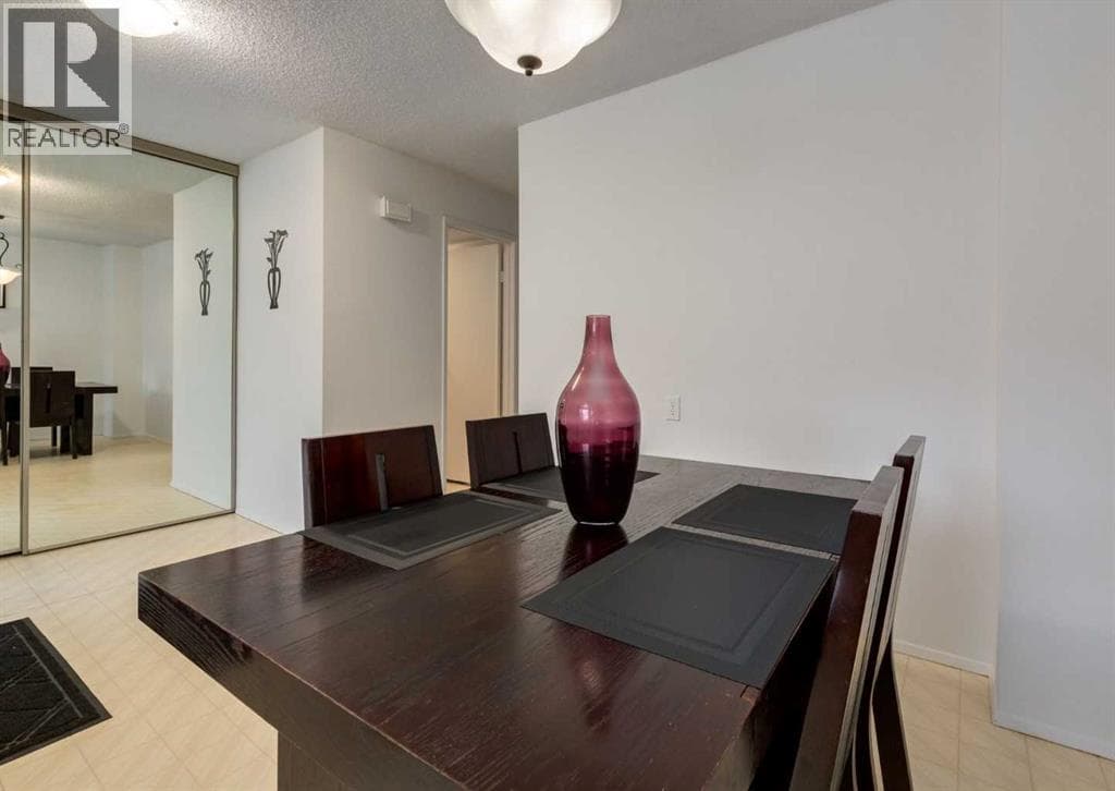 122, 7172 Coach Hill Road SW — photo 4