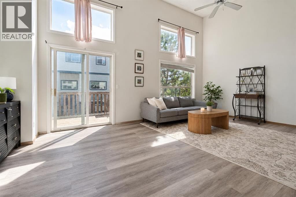 222 Anderson Grove SW — photo 3