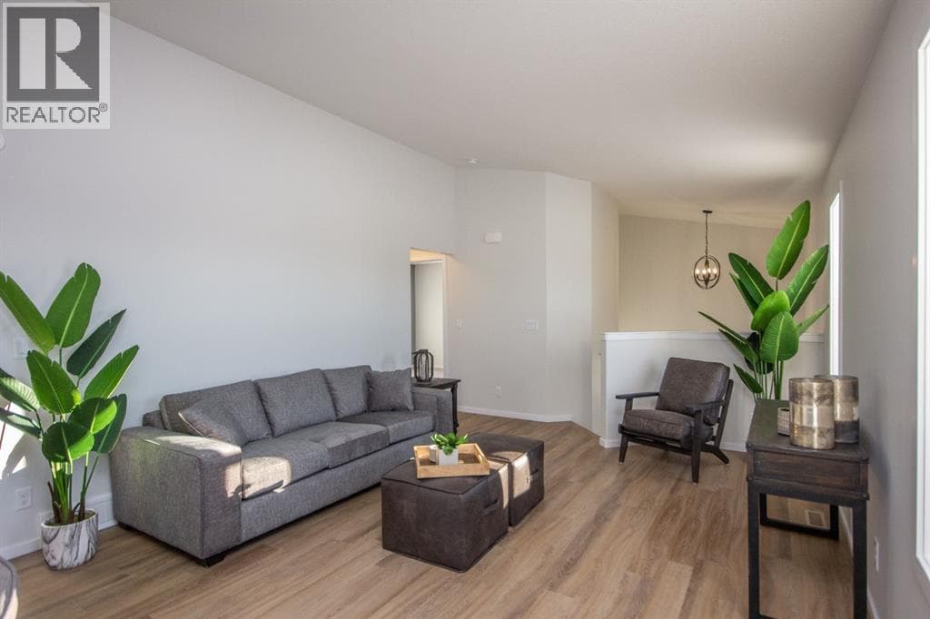 5 Beacon Hill Drive — photo 4
