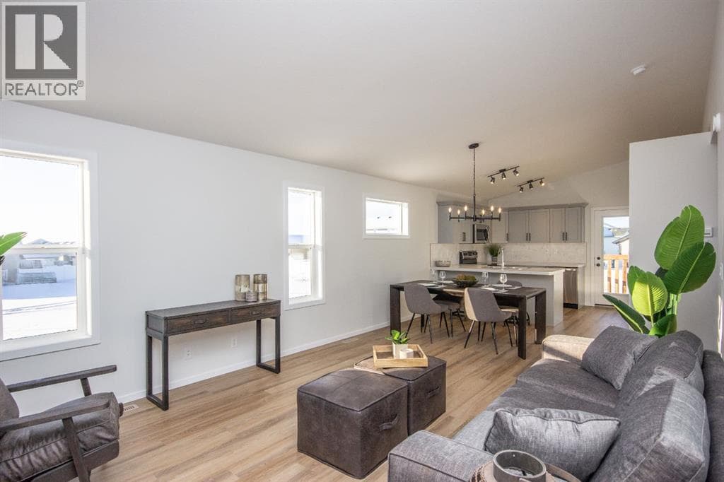 5 Beacon Hill Drive — photo 3