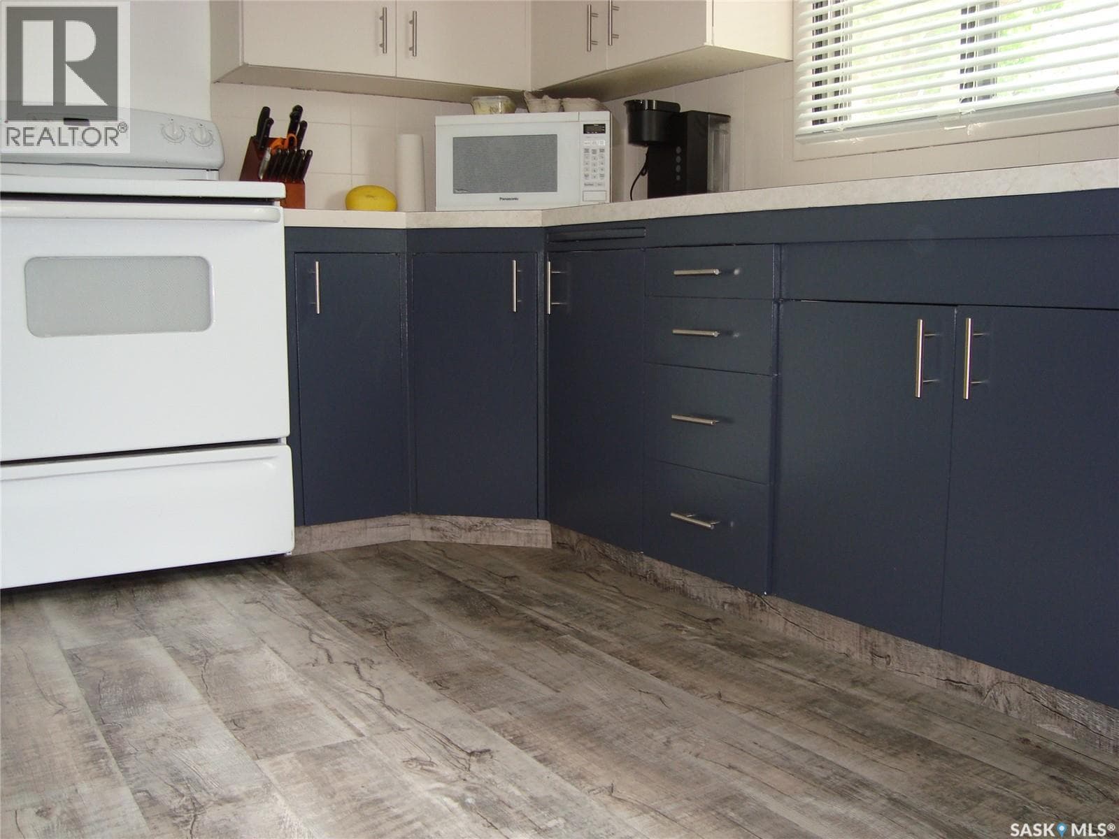 1430 Taylor DRIVE — photo 3