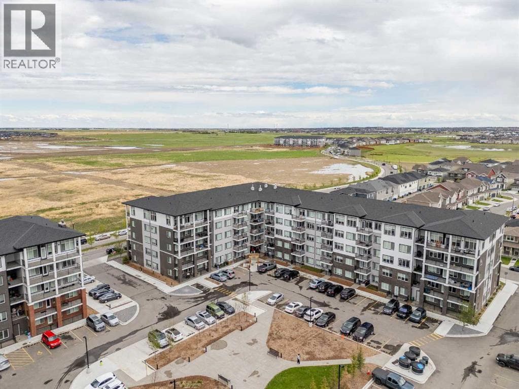 1109, 395 Skyview Parkway NE — photo 3