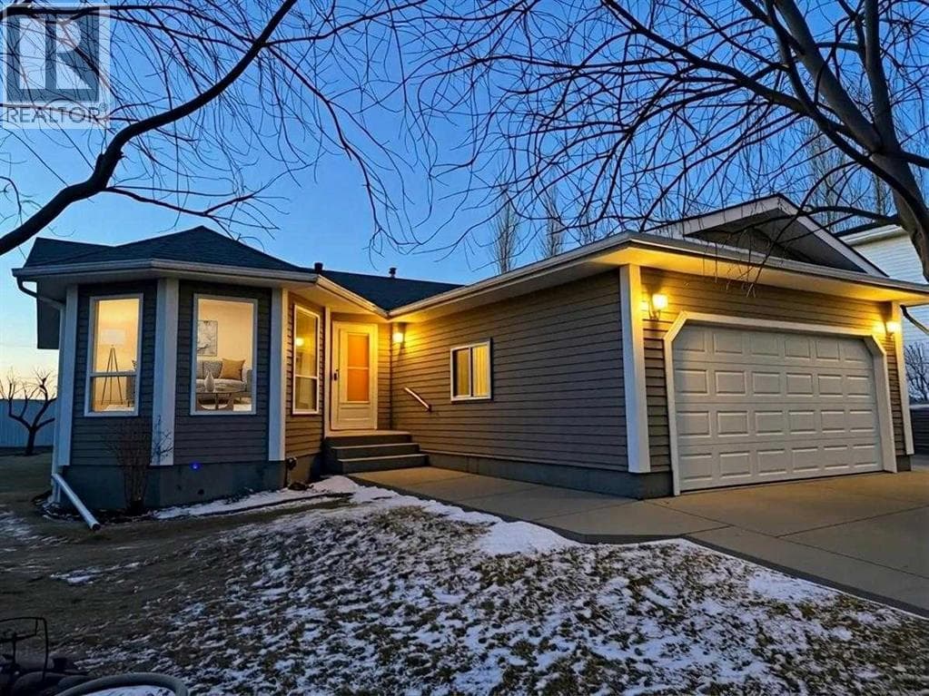12 Clearwater Crescent