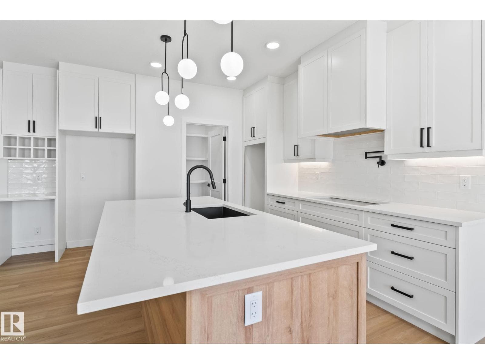 1411 Redpoll Court NW — photo 3