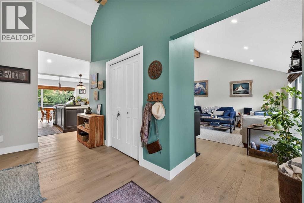27 Bow Village Crescent NW — photo 5