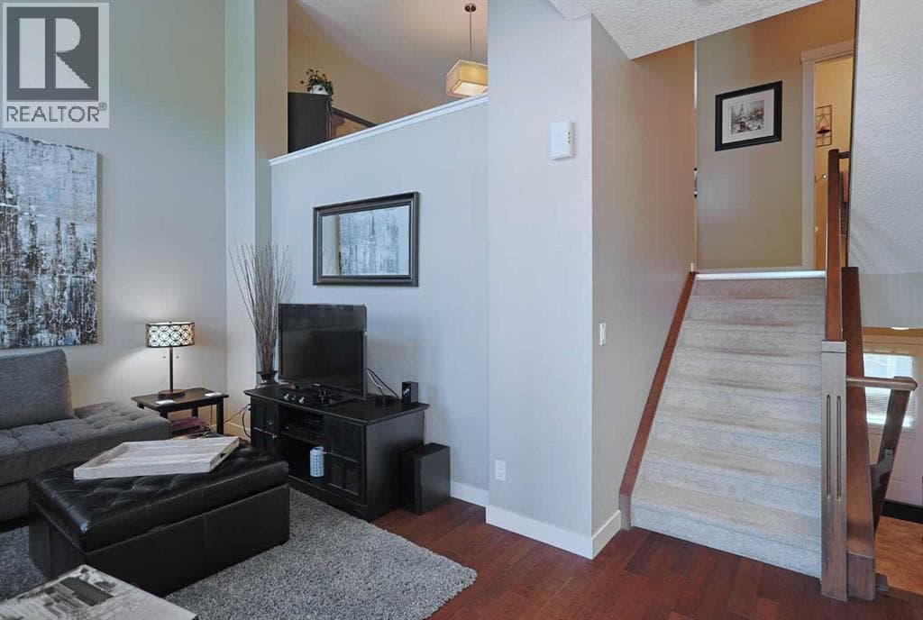 505 Evanston Square NW — photo 2