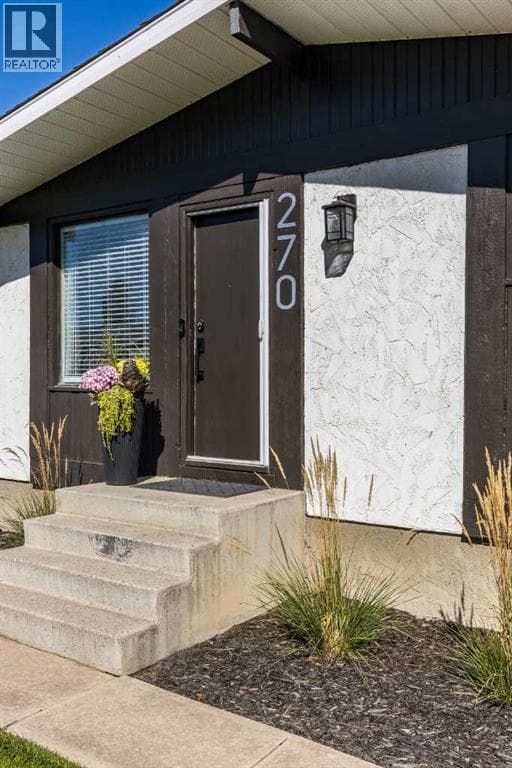 270 Shepherd Crescent SE — photo 4