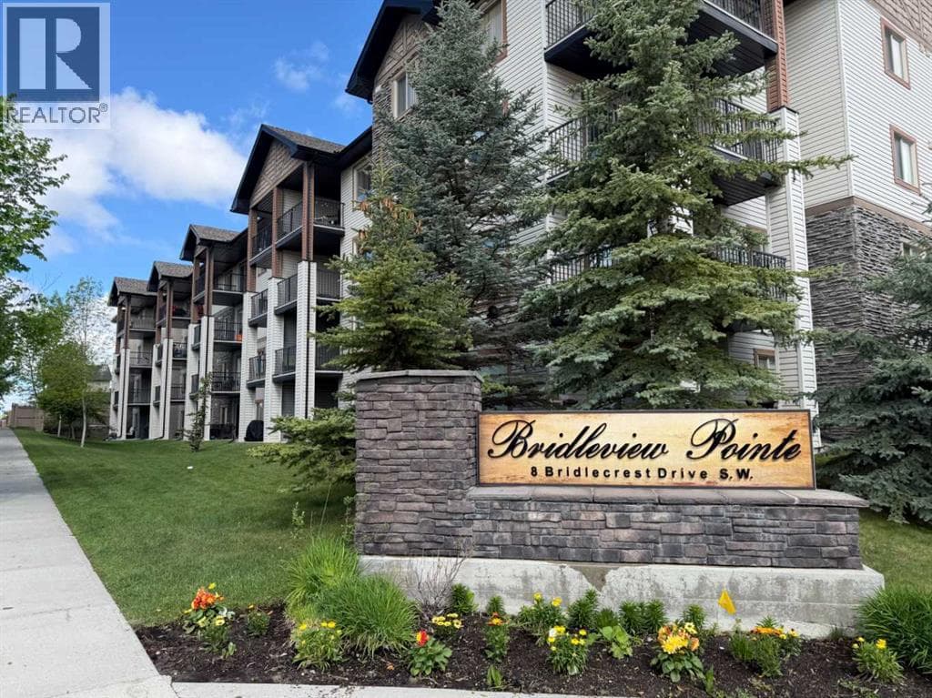 2139, 8 Bridlecrest Drive SW