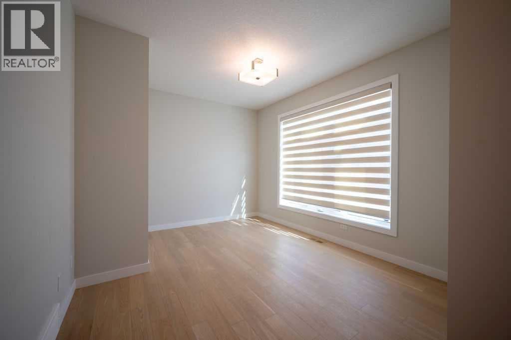 146 Alpine Drive SW — photo 5