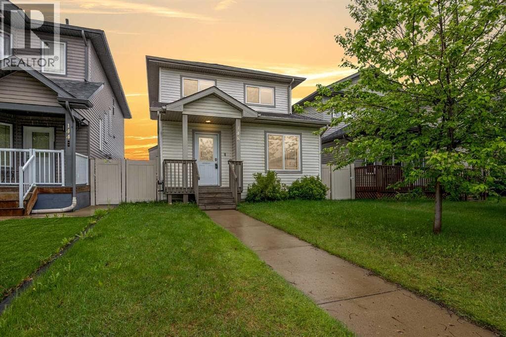 148 Fox Crescent