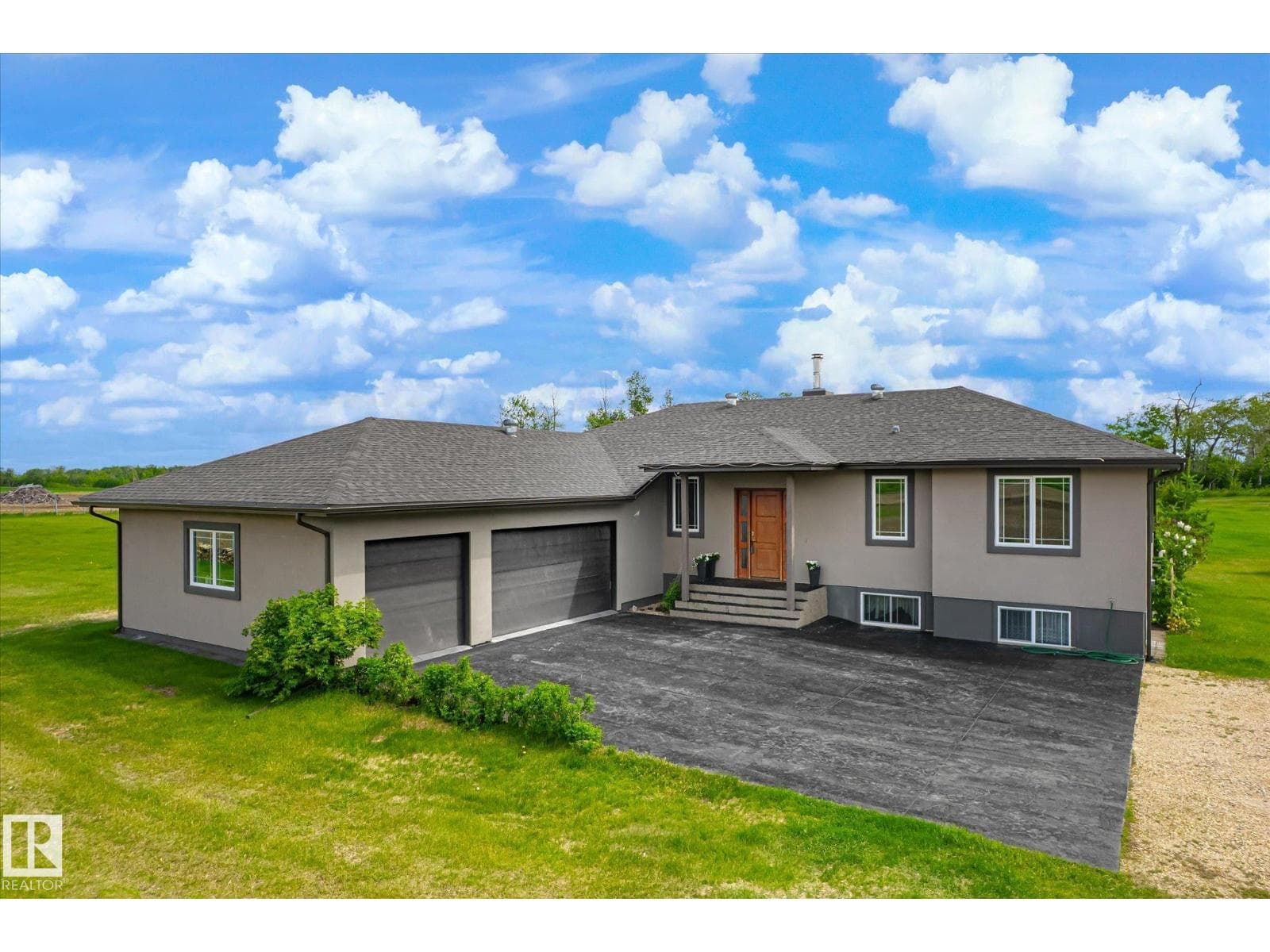 56217 RGE ROAD 242