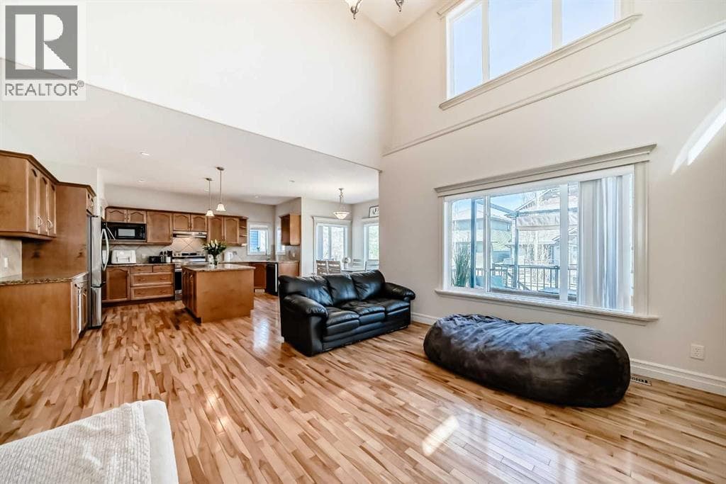 832 Coopers Square SW — photo 5