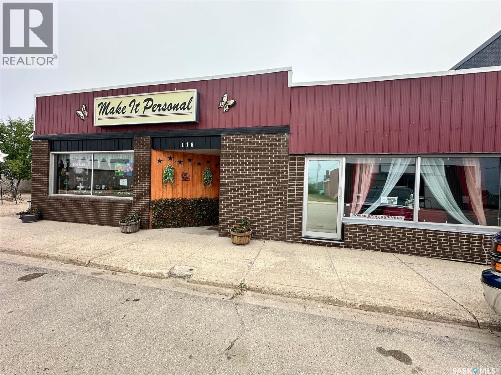 118 Churchill STREET
