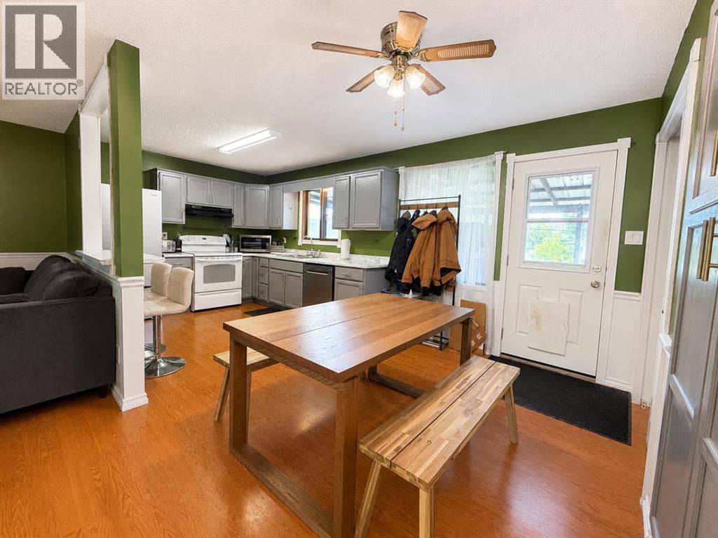 816 15 Street — photo 4