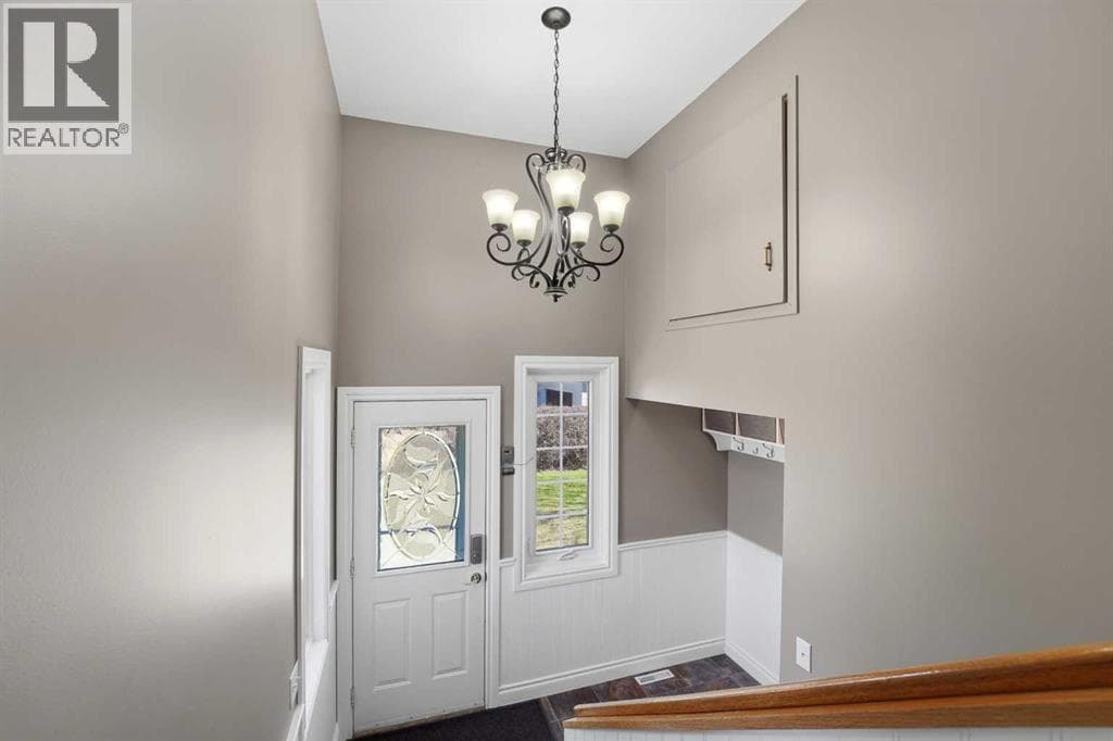 38537 Range Road 184 — photo 4