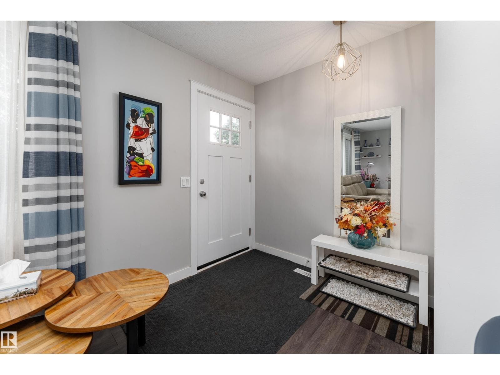 11227 40 AV NW — photo 3