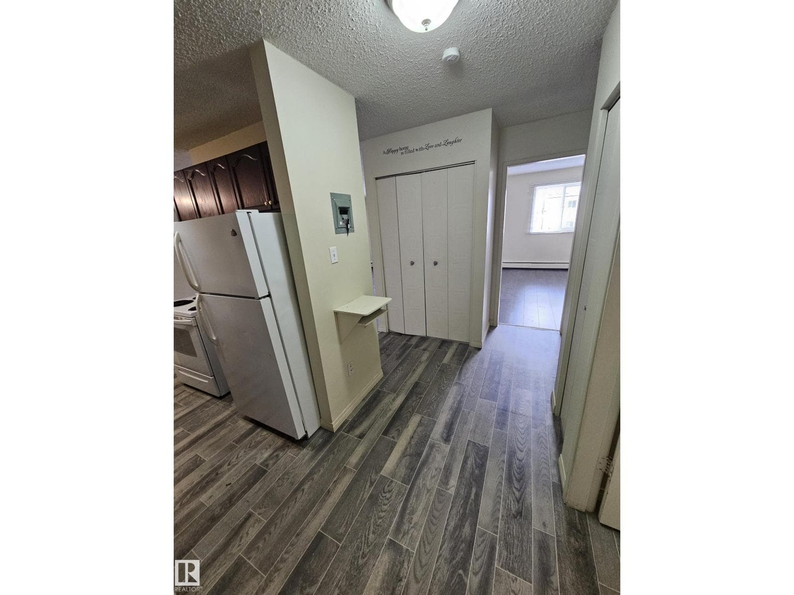 #401 10615 110 Street NW — photo 2