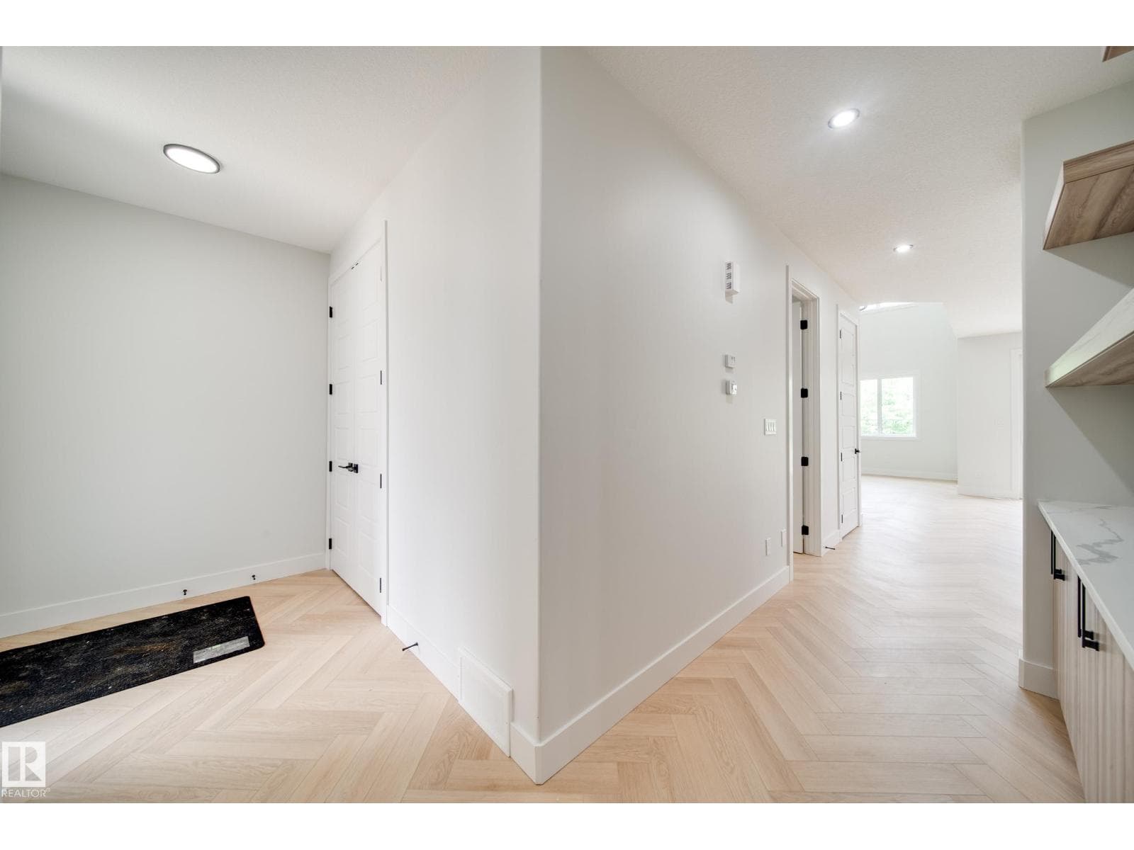 49 Norwyk WY — photo 4