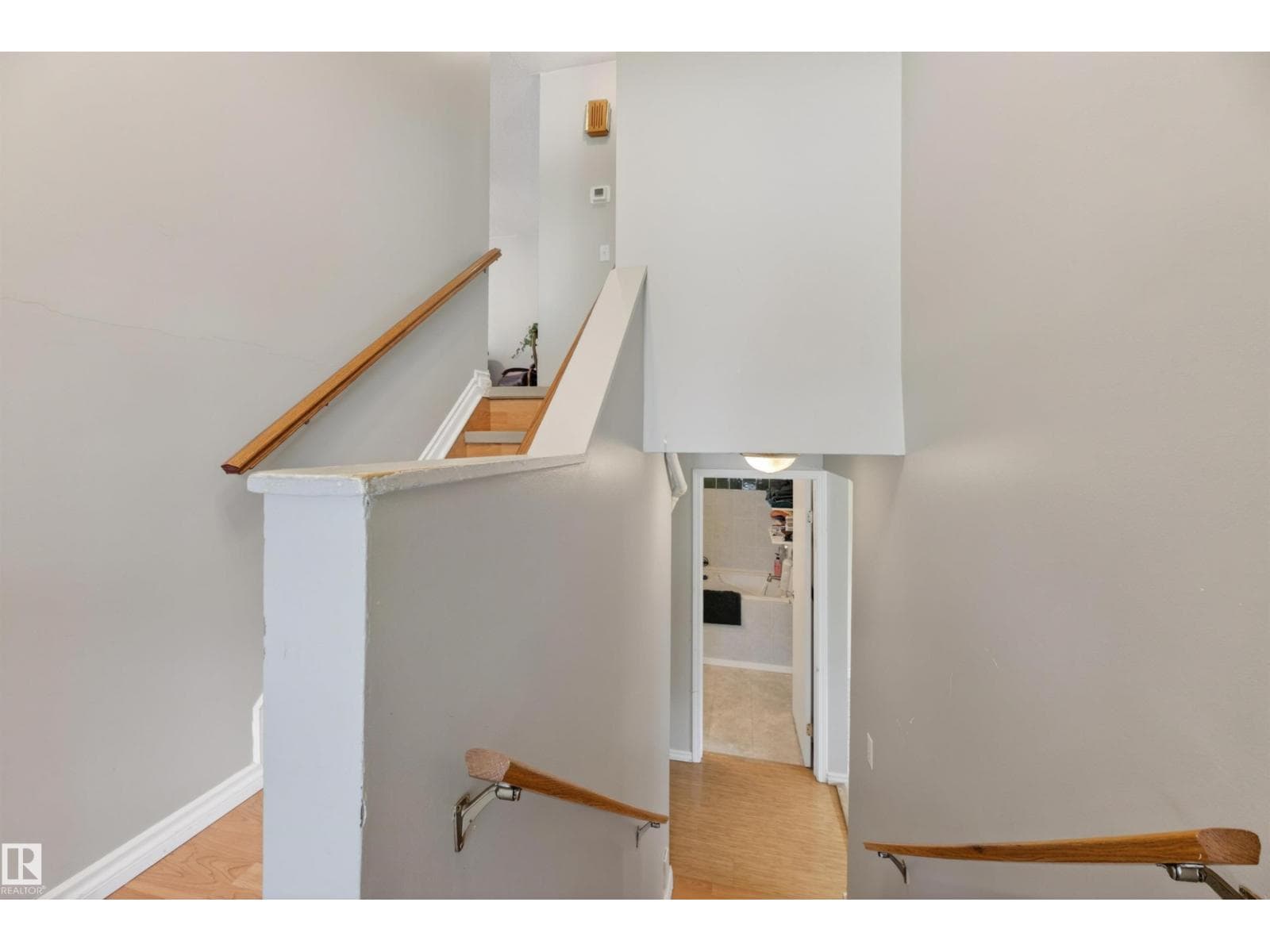 256 WOODBRIDGE WY — photo 3
