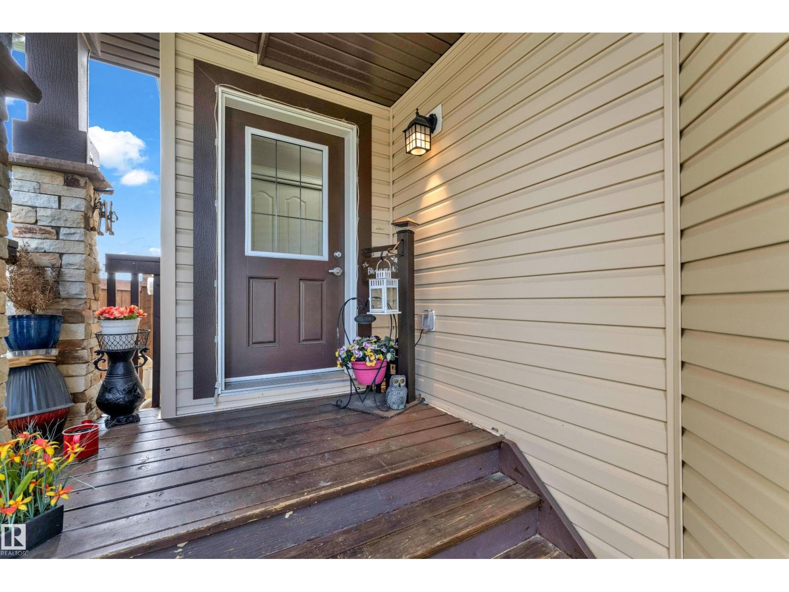 1532 33B ST NW — photo 5