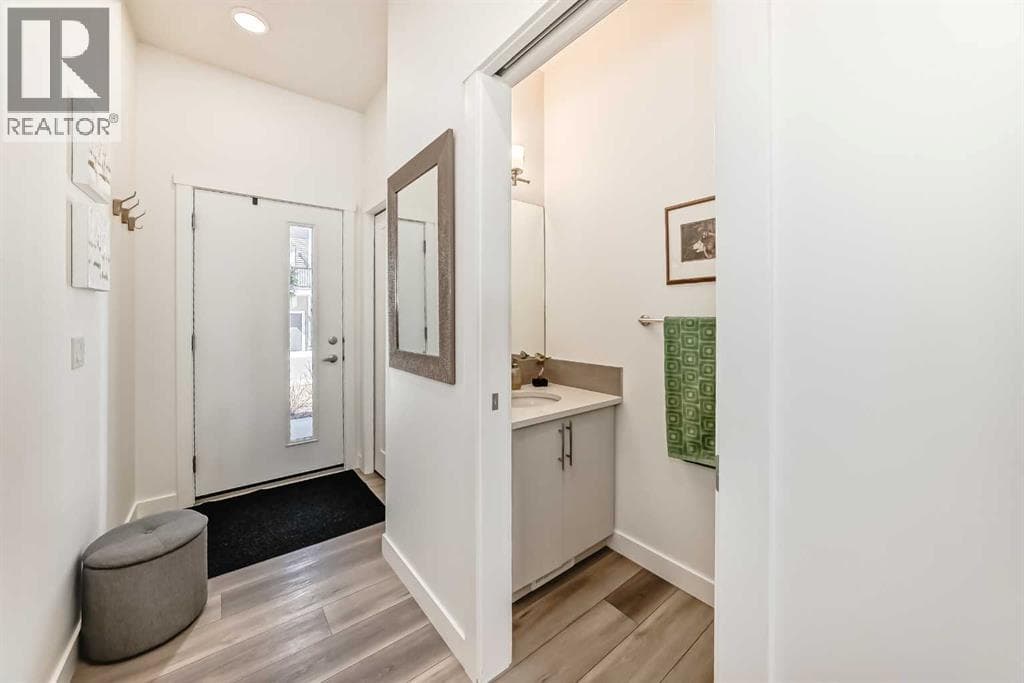 52 Walden Lane SE — photo 3