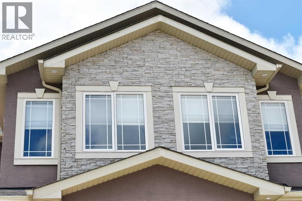 120 KINNIBURGH Circle — photo 4