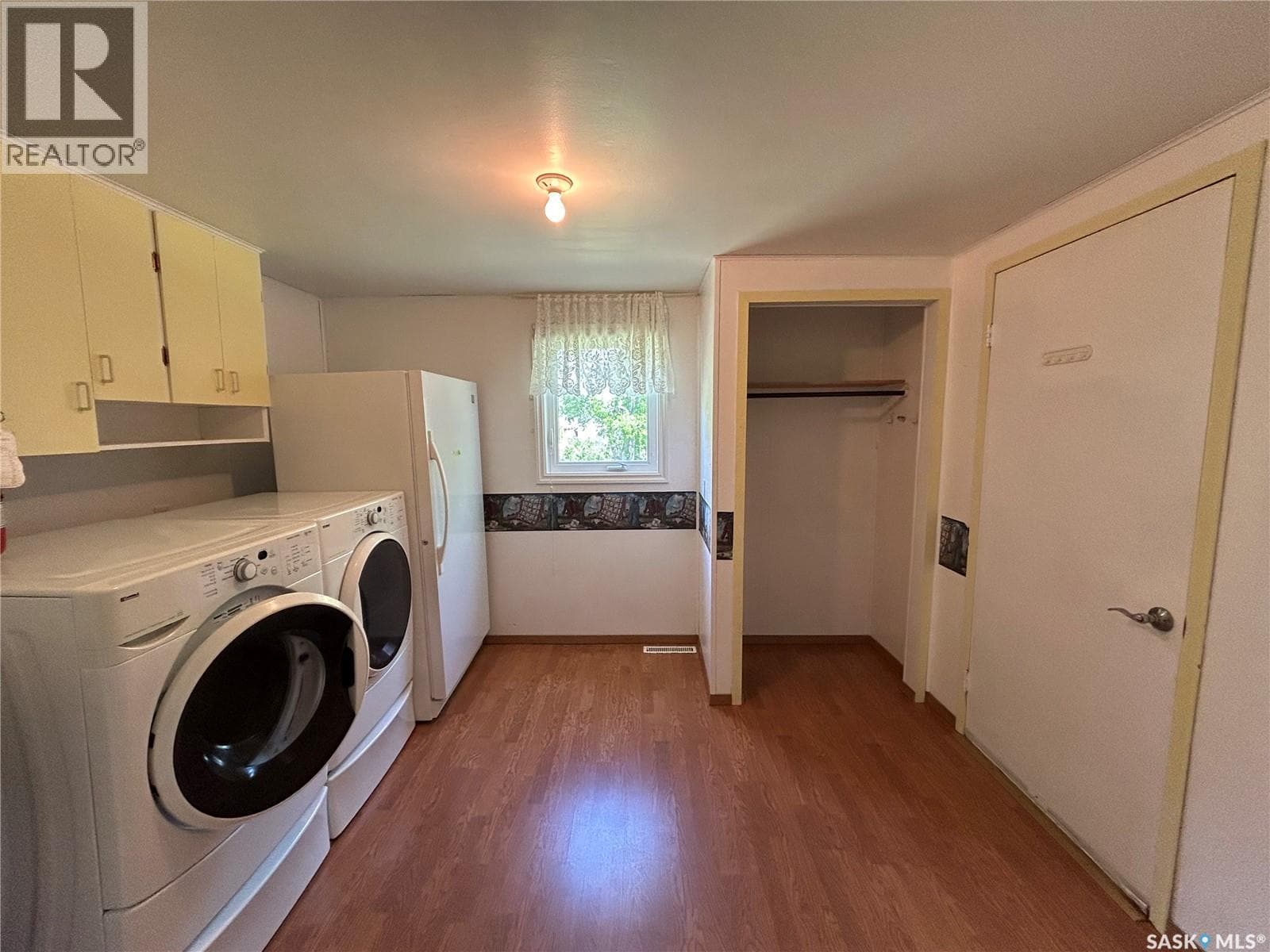 203 Phillips STREET — photo 3