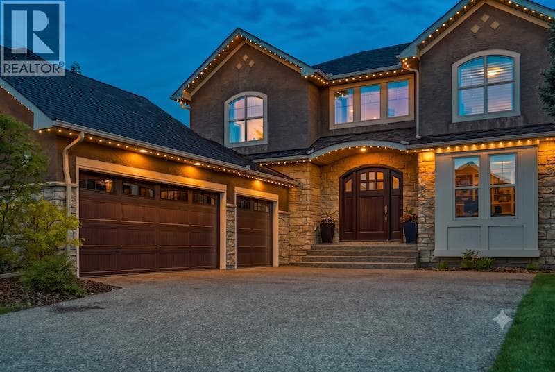 74 Discovery Ridge Heights SW