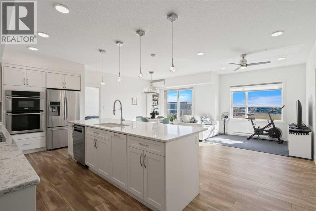 332, 20 Seton Park SE