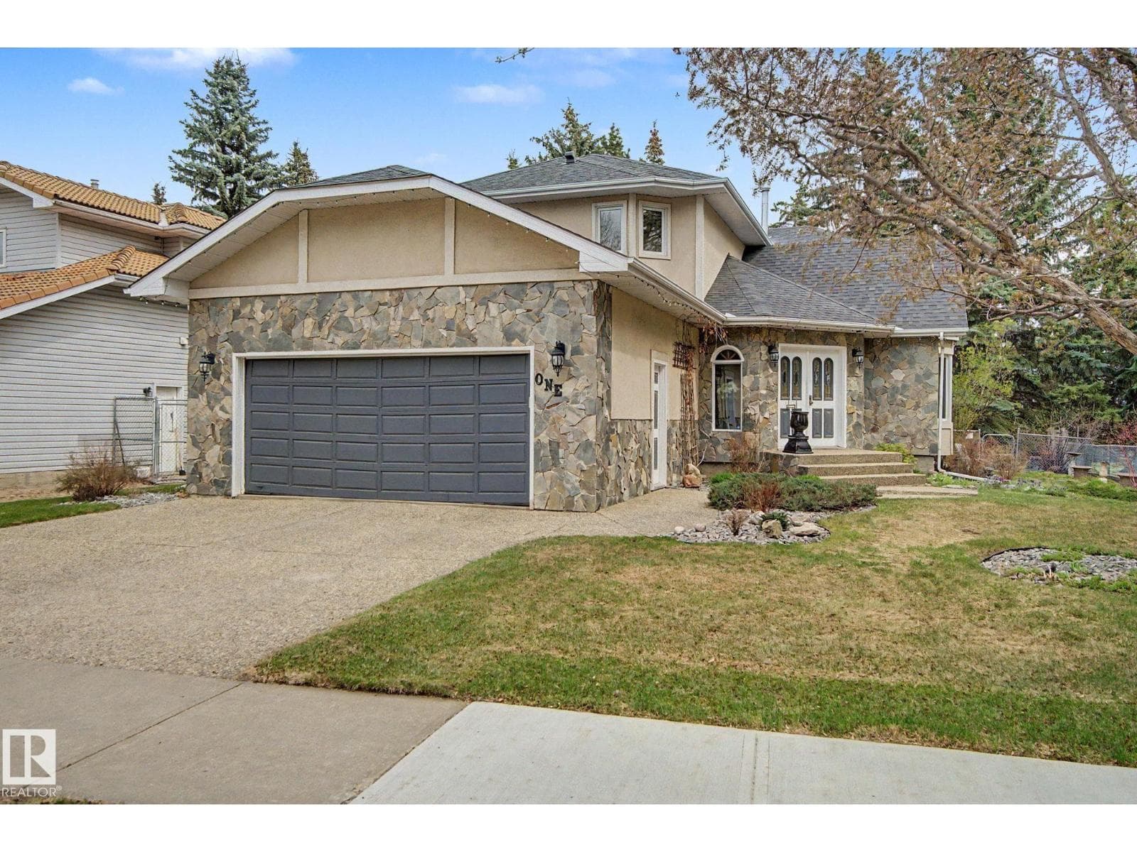 1 FIELDSTONE DR — photo 2