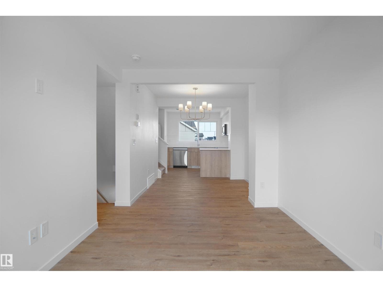 #10 531 Merlin LD NW — photo 2