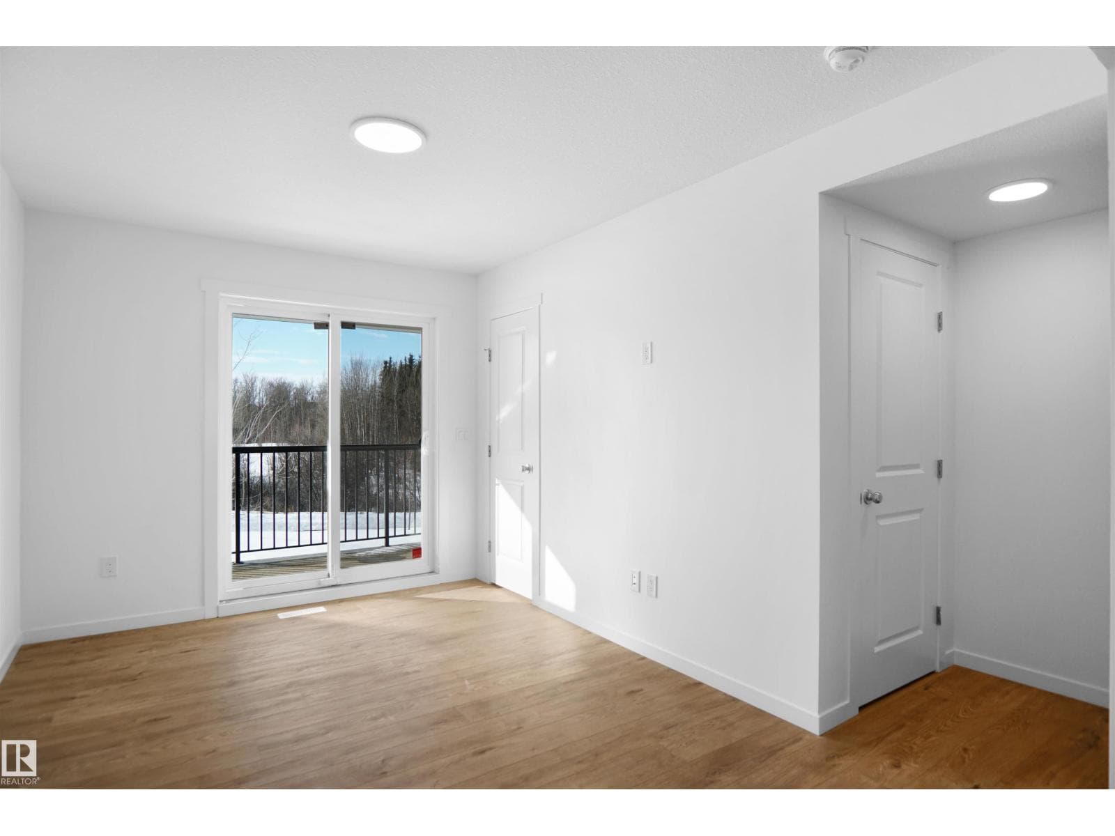 #10 531 Merlin LD NW — photo 3