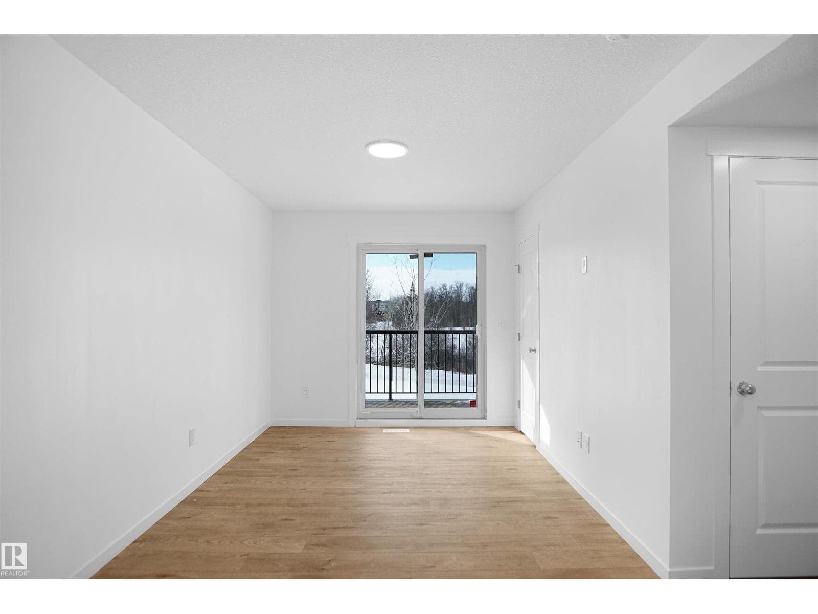 #10 531 Merlin LD NW — photo 4