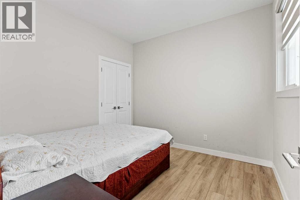 283 Belvedere Drive SE — photo 5
